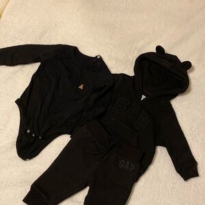 Baby Gap matching sweat outfit and onesie